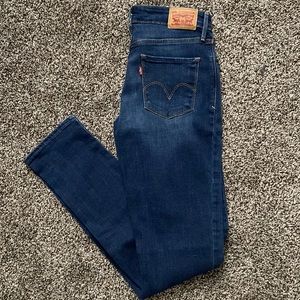 Levi’s Mid Rise Skinny Jeans